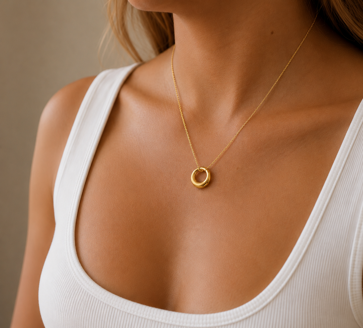 Circle Pendant Necklace